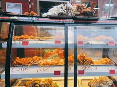 面包甜点陈列柜-焖烤大叔·烧烤羊肉串