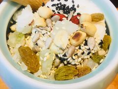 糕粑稀饭-野山舂·贵州现舂酸汤火锅(鸿通城店)