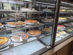 -Pie Bird(新闸路店)