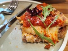 -Dragon Pizza•圆脸龙披萨·牛排餐厅