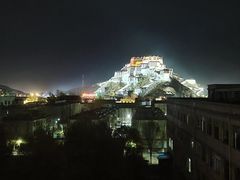 -平措康桑·和牛自助观景餐厅(布达拉宫店)