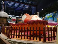 -蓝精灵乐园·世茂精灵之城主题乐园