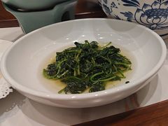-梅花香里大酒店(郁金香路店)