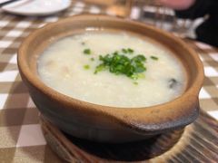 -新大咀港式茶餐厅(宝山万达店)