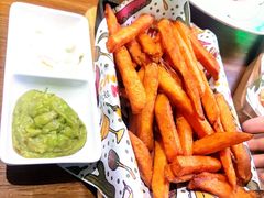 -Famous肥猫墨西哥音乐餐吧(五棵松华熙LIVE店)