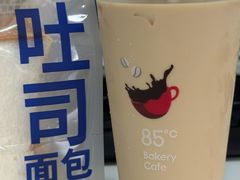 -85度C(生甜甜圈研究工坊·上海平凉店)