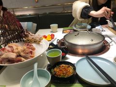 -洪氏嗨捞·猪肚鸡火锅(阳光天地店)
