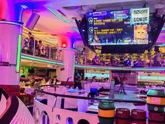 -巴特餐饮6加1音乐餐吧·新疆菜