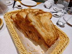 夏威夷果仁面包-弘雅饭店