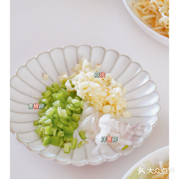 夏日吃巨爽的🔥超简单的酸辣凉拌面