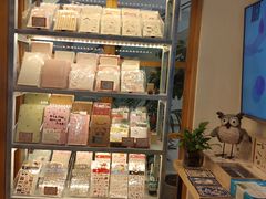 -猫的天空之城概念书店(印象城购物中心店)
