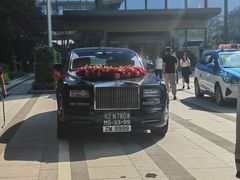 -深圳国际会展中心希尔顿酒店(前海华发冰雪世界店)