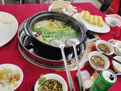-花苑美食横琴生蚝火锅(拱北粤华路店)