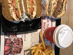 -The Habit Burger Grill 哈比特汉堡(复兴soho店)