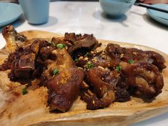 秘制烤猪蹄-老周家酱卤猪蹄私房菜(克拉玛依西街店)