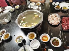 -牛一煲美食(江高店)