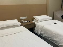 -凯旋龙酒店(广州区庄地铁站北京路步行街店)