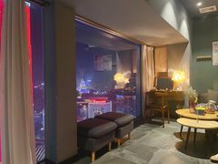 -得闲·高空SPA(东盟店)