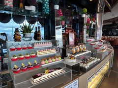 -荣誉国际酒店-云顶旋转餐厅