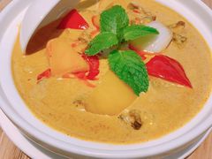 咖喱牛腩-大茴香越法料理(SOHO复兴店)