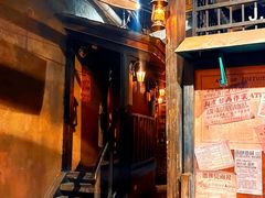 -暴风岛沉浸式体验馆(百联世纪店)