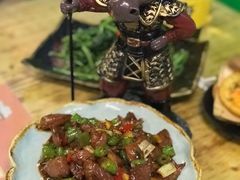 五指山小黄牛肉粒-张猫猫爱吃鱼
