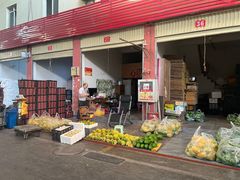 -曼阁市场水果批发市场