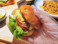 黑松露牛肉三明治-POKEE VIA&Brunch·维娅(重庆来福士店)