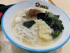 -灵芝妹子海鲜米线(凯德和平广场店)