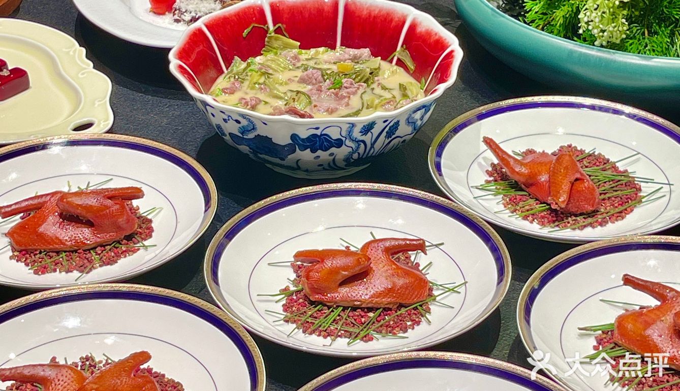 我宣布海鸿兴！生日宴请天花板！