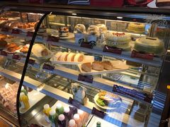 面包甜点陈列柜-星巴克(昆山花桥商务城店)