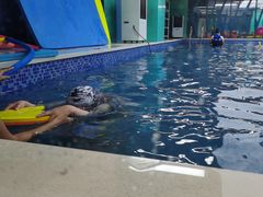-Swim斯卫姆国际儿童游泳中心(红博中央公园店)