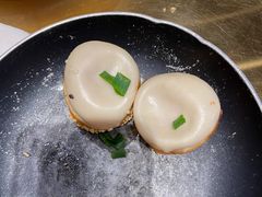 鲜肉虾仁生煎-龍堂蟹黄小笼包(万家丽店)