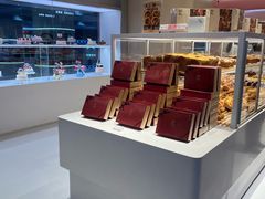 -好利来(上海长宁龙之梦店)
