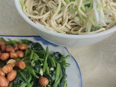 -十二忠手拉面(中华路店)