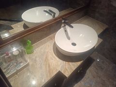 -弘安丽水温泉酒店