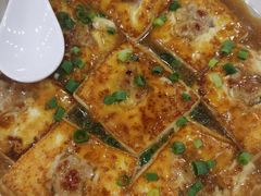 客家自磨让豆腐-鹏城人家海鲜酒家·23年老字号(较场尾店)