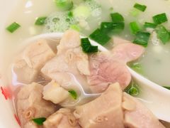 本帮肚肺汤-三两春(浦三路店)