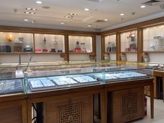 -品真阁华夏典当行(四通桥店)