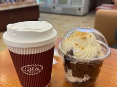 -红宝石·鲜奶小方·海派西点房(南丹店)