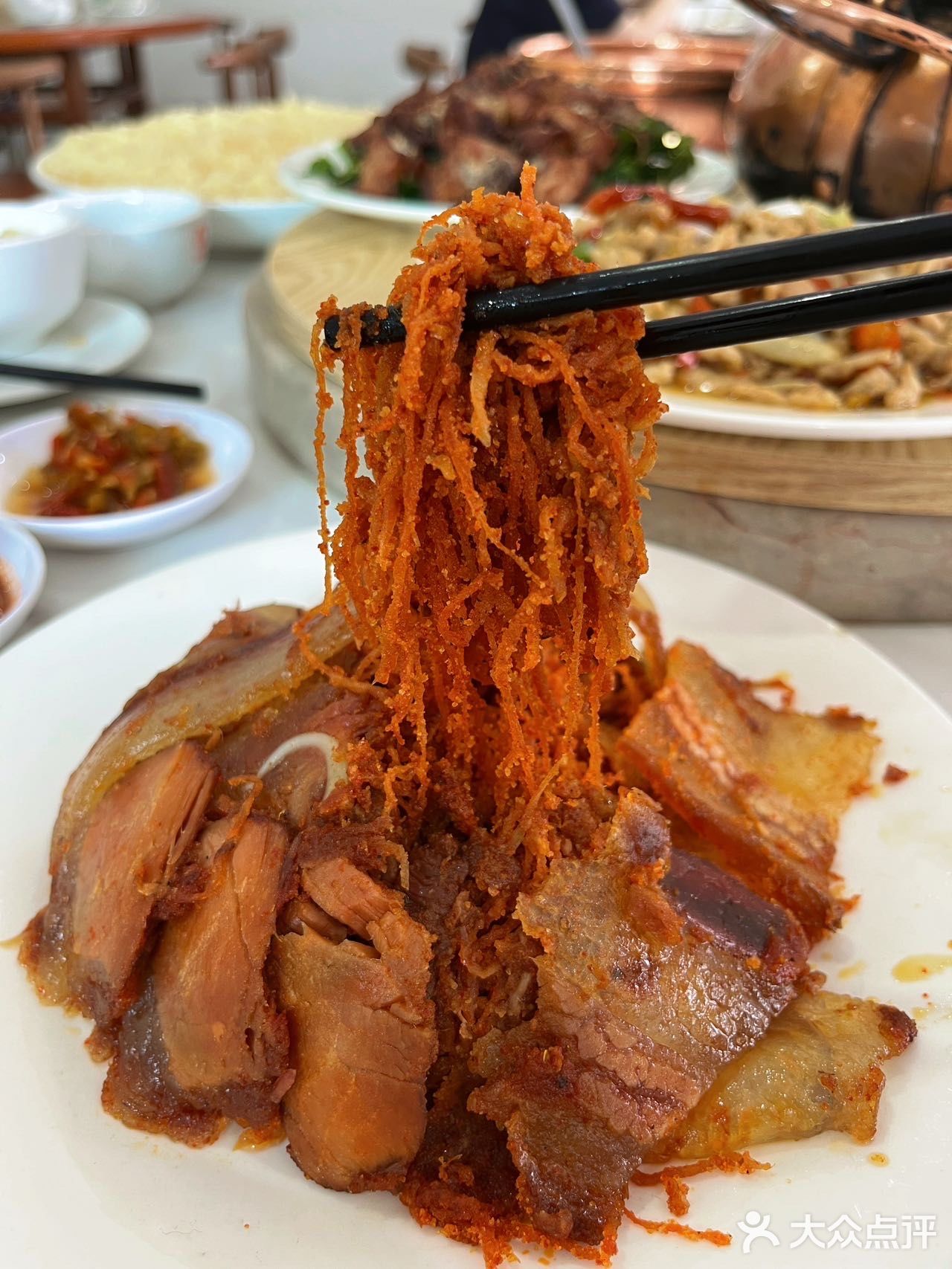 抚仙湖海边吃鱼👉