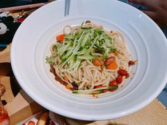 -鹿客西街(欧乐时尚广场店)