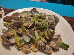 -臻鲜燕海鲜融合餐厅(金陵style店)