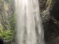 -龙水峡地缝景区