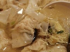 -琴岛顺天馄饨(营口路市场店)