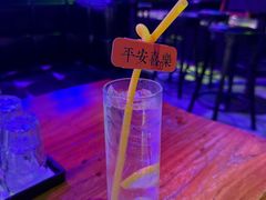 -喜鹊音乐酒馆(西街店)