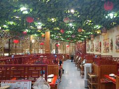 -袁小二大东北铁锅炖(吉祥村总部)