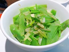 -费大厨辣椒炒肉(高铁吾悦广场店)