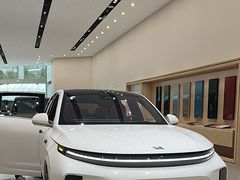-理想汽车(世纪汇店)