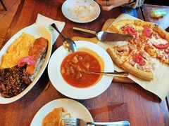 -玛格萝妮比萨屋(陆家浜路店)